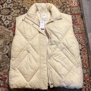 Abercrombie vest
